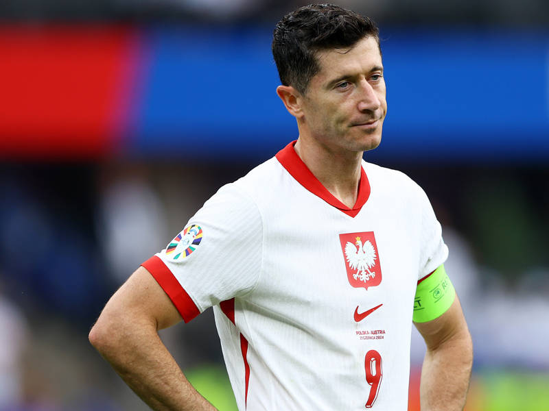 莱万多夫斯基关键节点大胜，TES带队取胜！的简单介绍