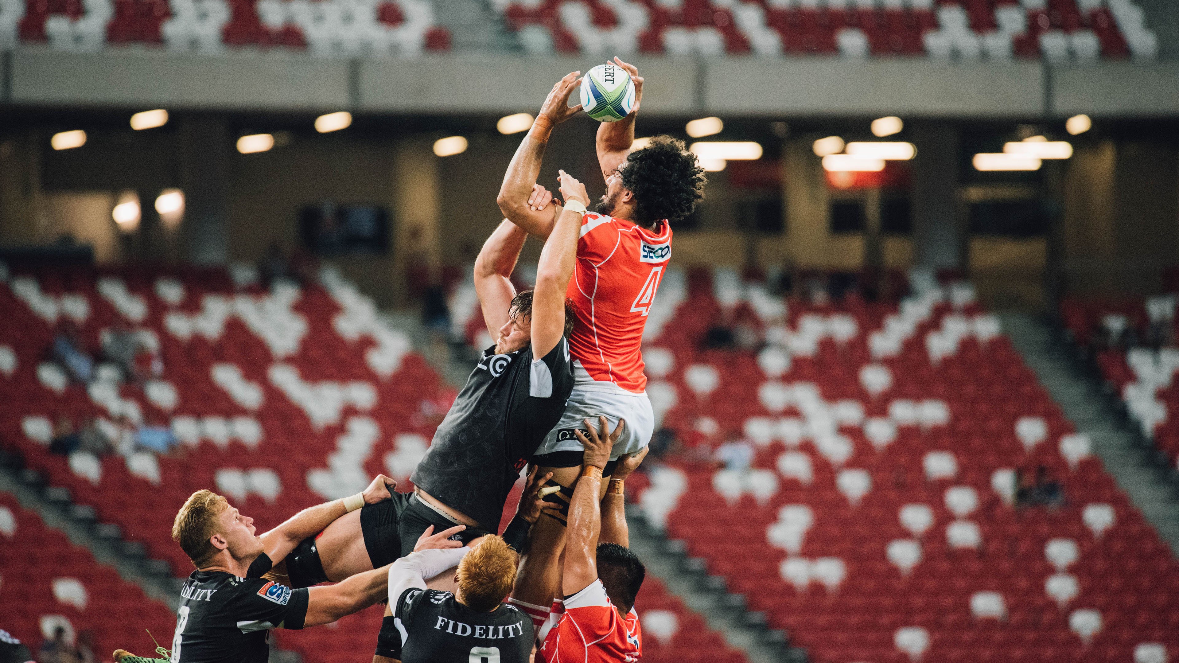 杜兰特在RNG比赛中出色防守，出色防守引发热议！